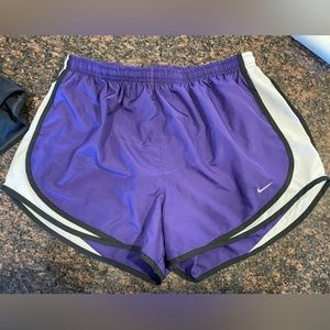 Nike Women’s Tempo Running Shorts